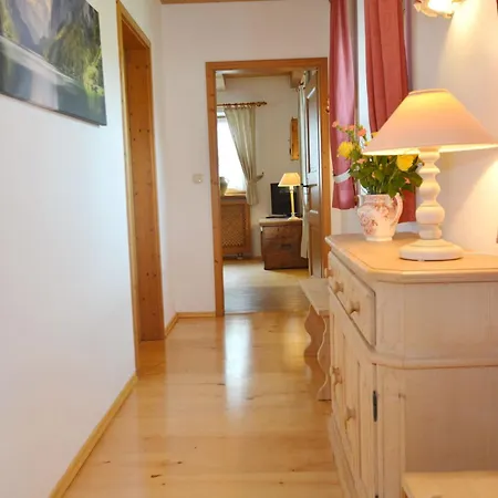 アパート 'kampm'blick *